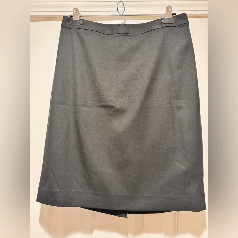 Banana Republic Suit Pencil Skirt - Black - size 8